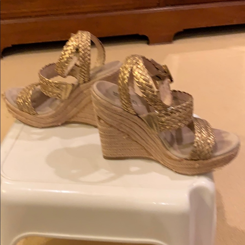 Wedges - Picture 2 of 5